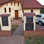kovar-hylak-branka-schranka-kryty-na-plyn-a-elektrinu